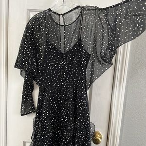 Beautiful vintage ruffle polka dot chiffon dress size 3-4 scalloped bottom.